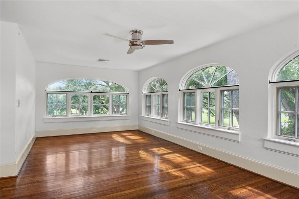 Active With Contract: $2,050,000 (4 beds, 3 baths, 4722 Square Feet)