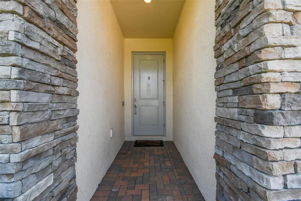 En Renta: $3,200 (4 camas, 3 baños, 2088 Pies cuadrados)