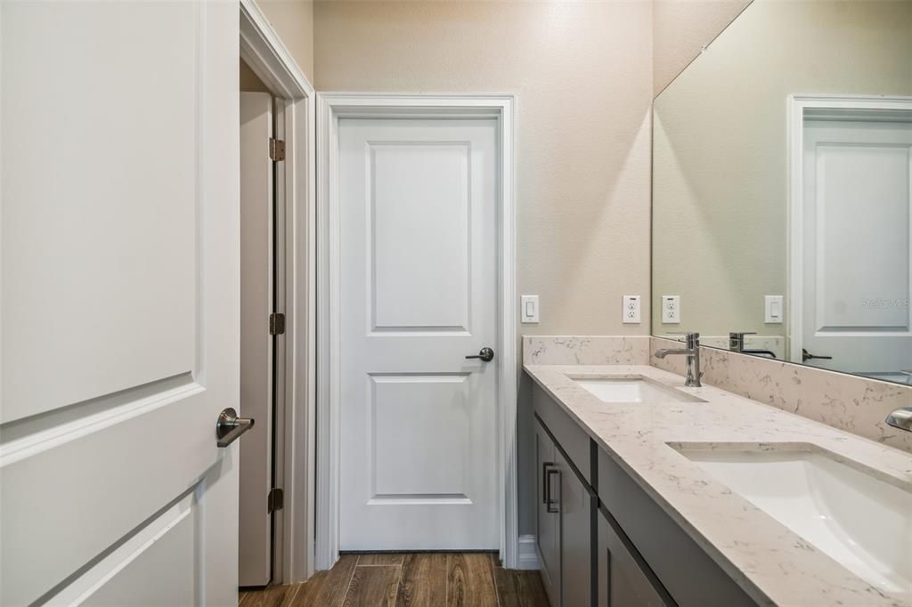 En Renta: $3,200 (4 camas, 3 baños, 2088 Pies cuadrados)