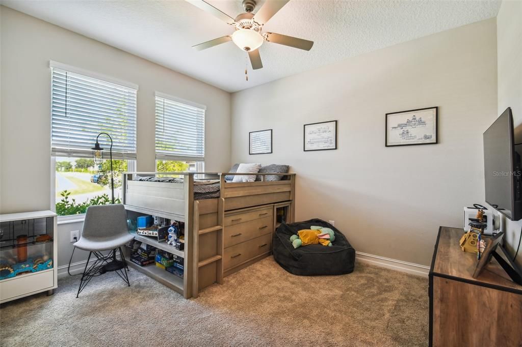 En Renta: $3,200 (4 camas, 3 baños, 2088 Pies cuadrados)