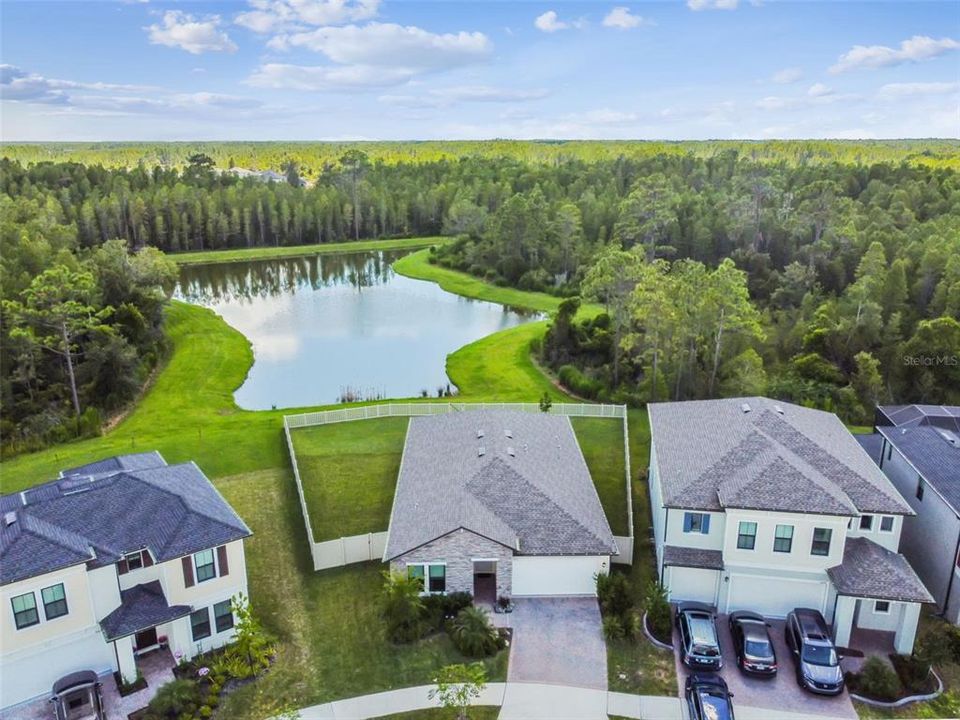 En Renta: $3,200 (4 camas, 3 baños, 2088 Pies cuadrados)