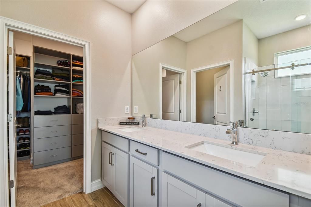 En Renta: $3,200 (4 camas, 3 baños, 2088 Pies cuadrados)