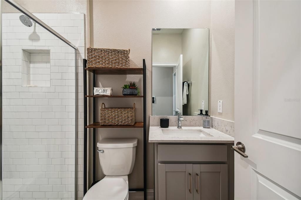 En Renta: $3,200 (4 camas, 3 baños, 2088 Pies cuadrados)