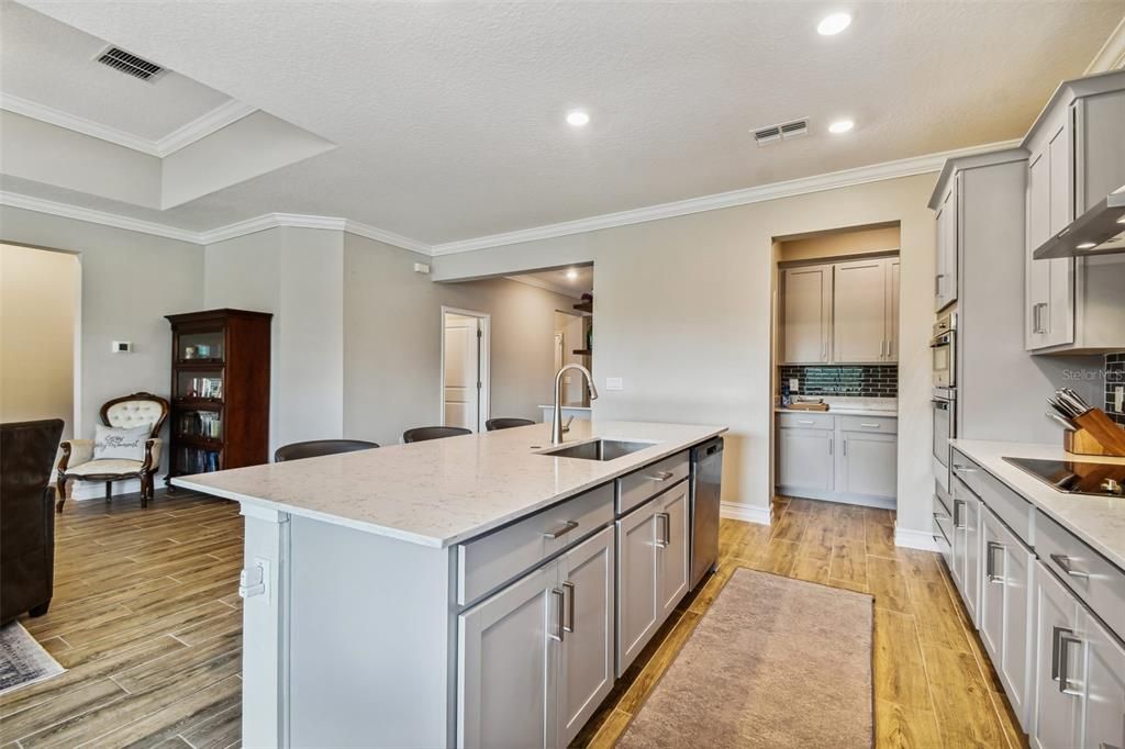 En Renta: $3,200 (4 camas, 3 baños, 2088 Pies cuadrados)