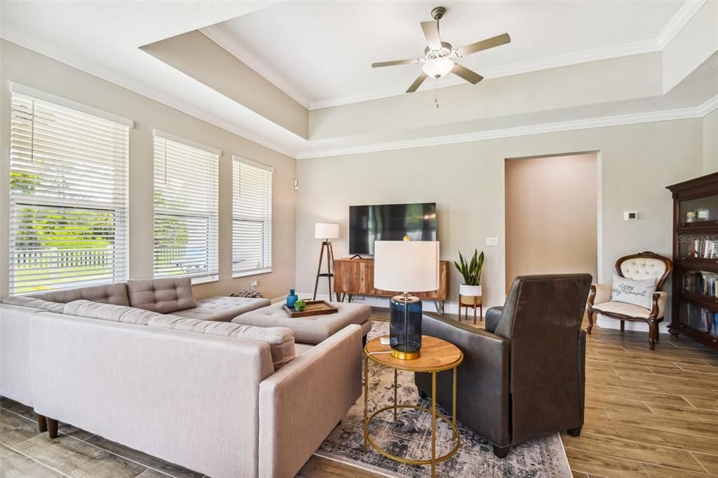 En Renta: $3,200 (4 camas, 3 baños, 2088 Pies cuadrados)