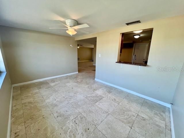For Rent: $1,800 (3 beds, 2 baths, 1252 Square Feet)