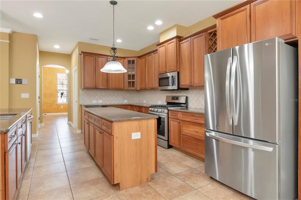 En Venta: $699,990 (4 camas, 3 baños, 3125 Pies cuadrados)