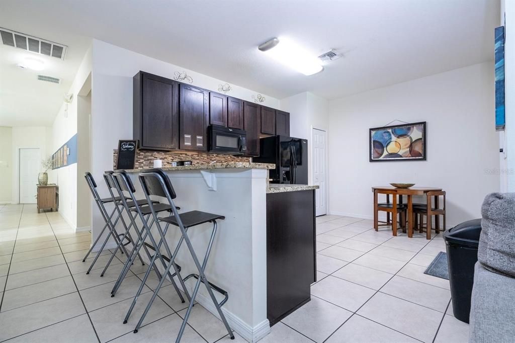 For Rent: $3,800 (5 beds, 4 baths, 2806 Square Feet)