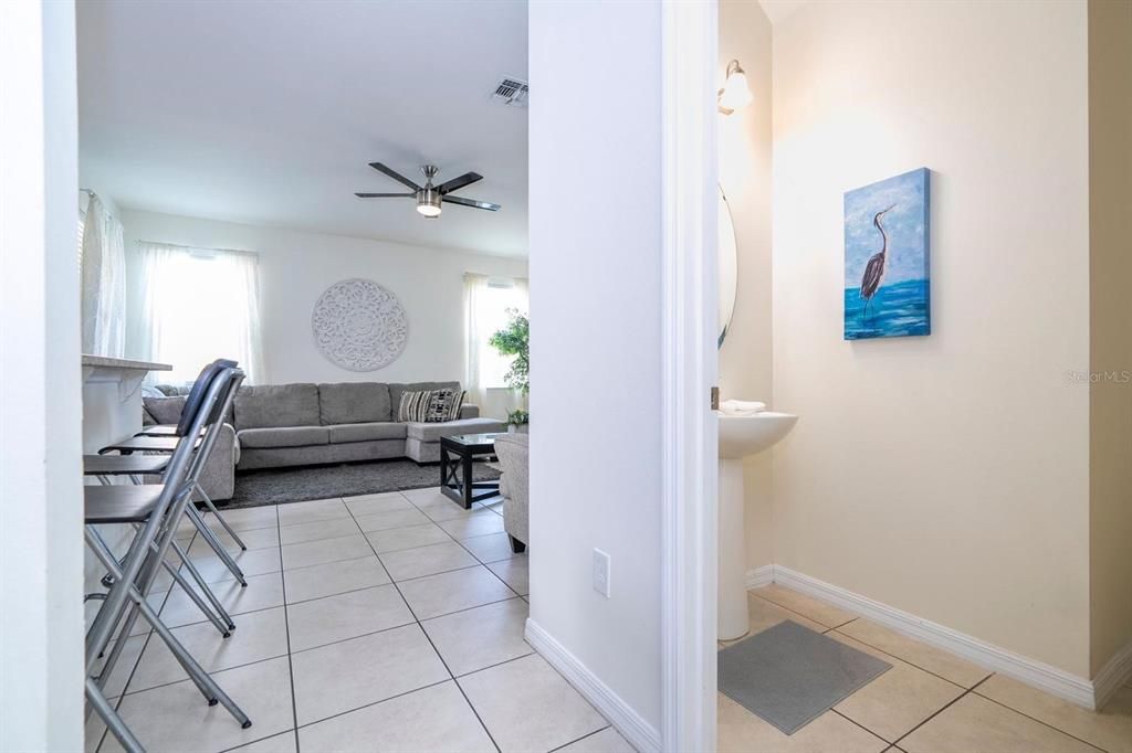 For Rent: $3,800 (5 beds, 4 baths, 2806 Square Feet)