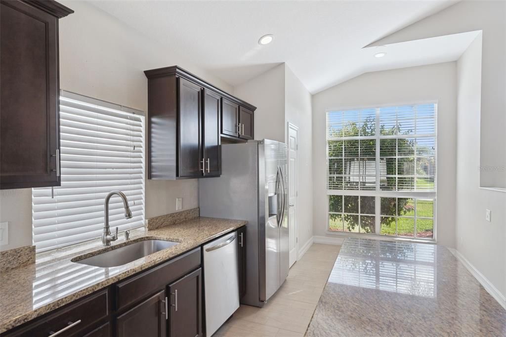 待售: $464,990 (4 贝兹, 2 浴室, 1880 平方英尺)