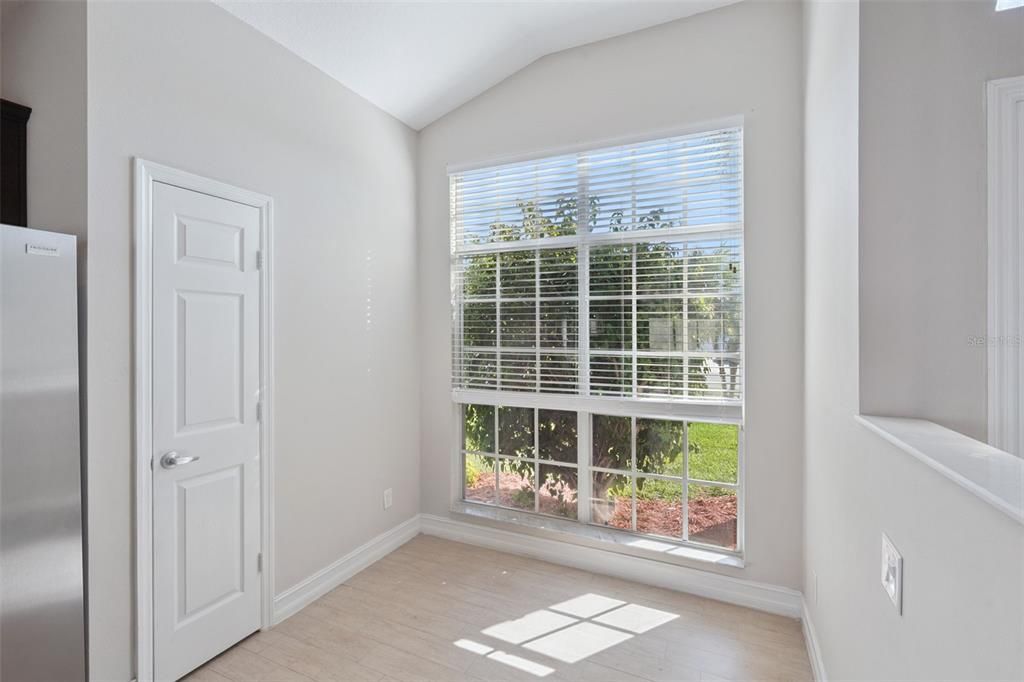 待售: $464,990 (4 贝兹, 2 浴室, 1880 平方英尺)