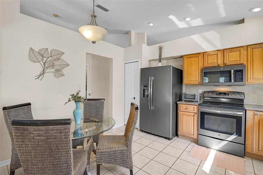 For Sale: $569,000 (3 beds, 2 baths, 1856 Square Feet)