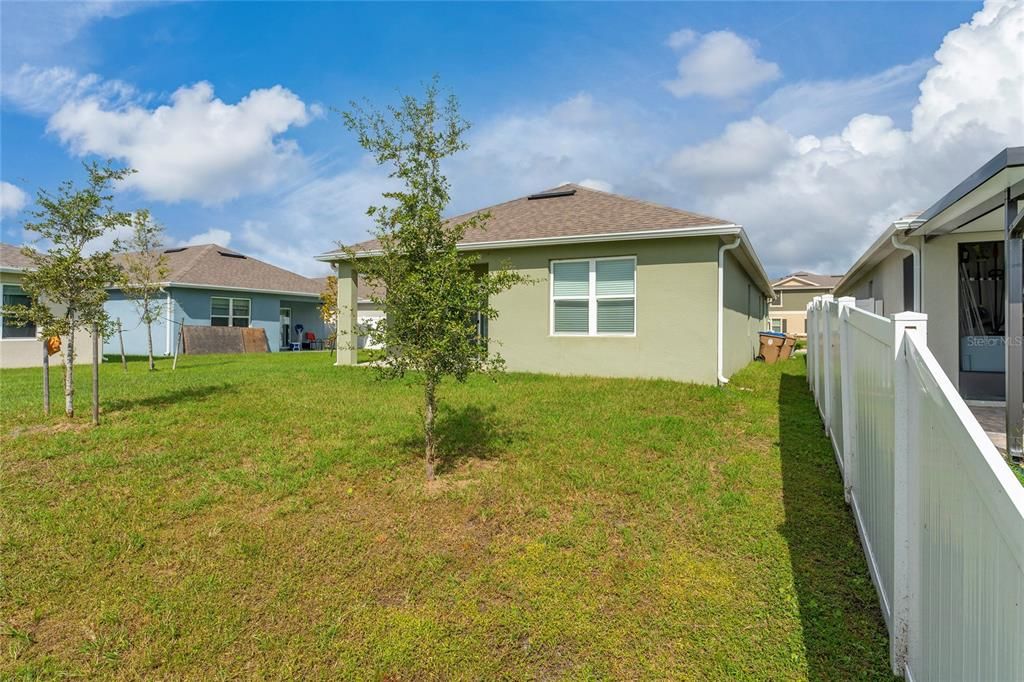 For Rent: $2,300 (3 beds, 2 baths, 1516 Square Feet)