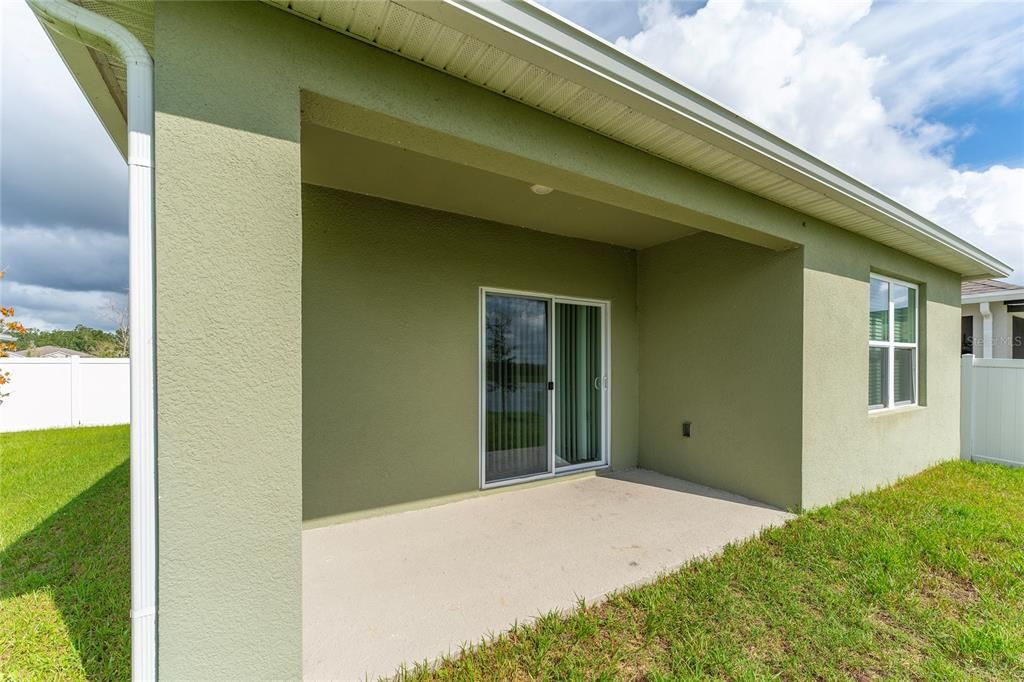 For Rent: $2,300 (3 beds, 2 baths, 1516 Square Feet)