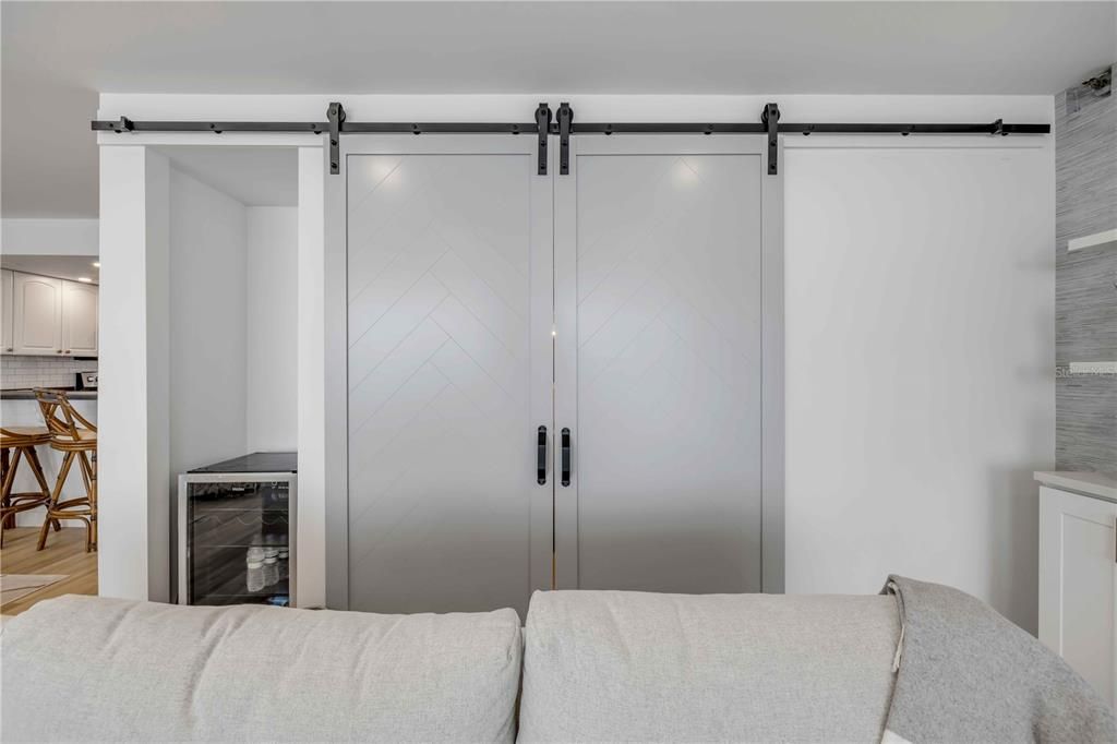 En Venta: $749,000 (2 camas, 2 baños, 1385 Pies cuadrados)