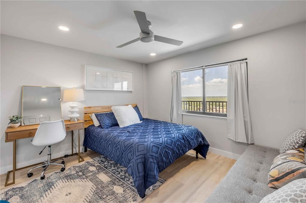 En Venta: $749,000 (2 camas, 2 baños, 1385 Pies cuadrados)