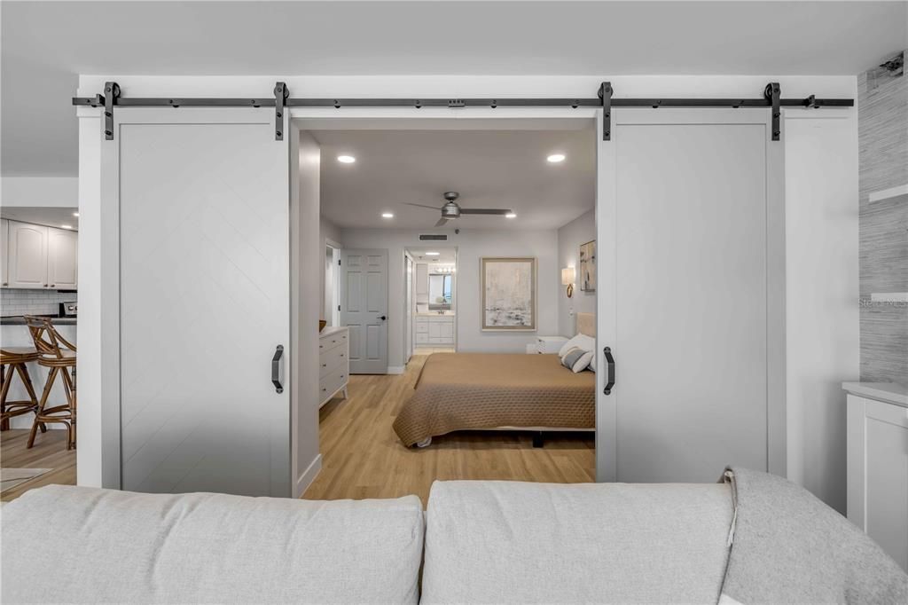 En Venta: $749,000 (2 camas, 2 baños, 1385 Pies cuadrados)