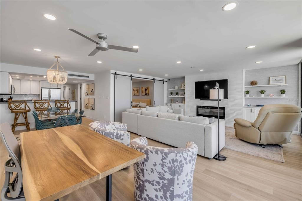 En Venta: $749,000 (2 camas, 2 baños, 1385 Pies cuadrados)