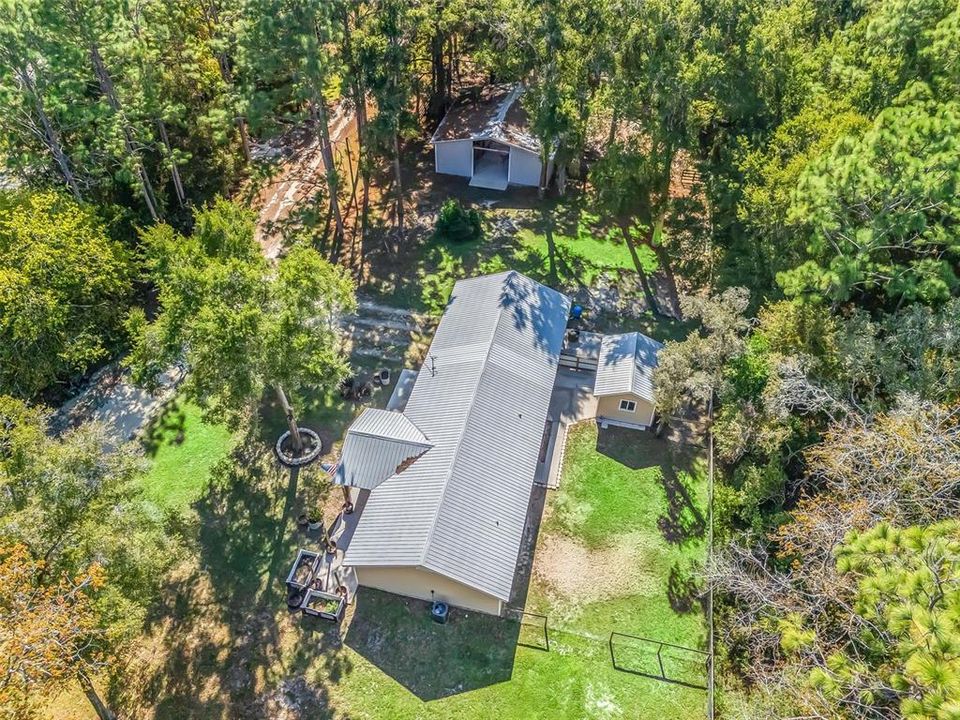 Под контрактом: $295,000 (3 спален, 2 ванн, 1196 Квадратных фут)