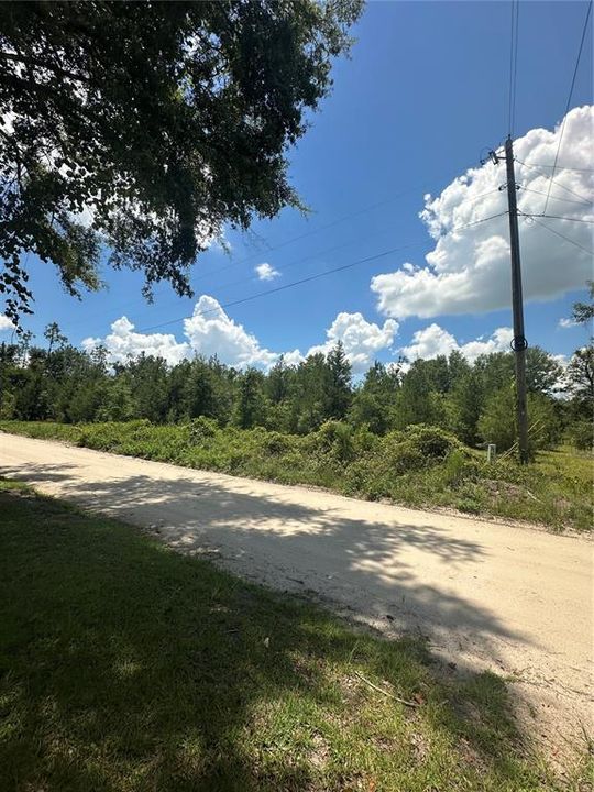 待售: $75,000 (5.00 acres)