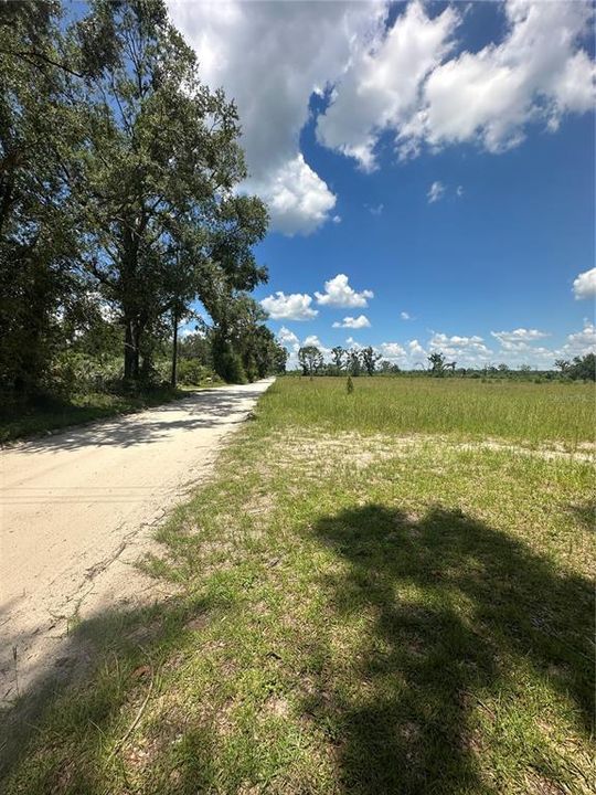 待售: $75,000 (5.00 acres)