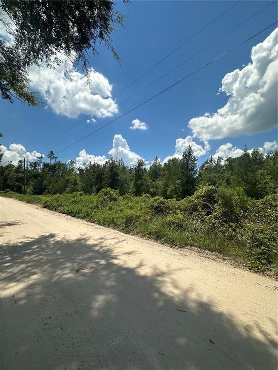 待售: $75,000 (5.00 acres)