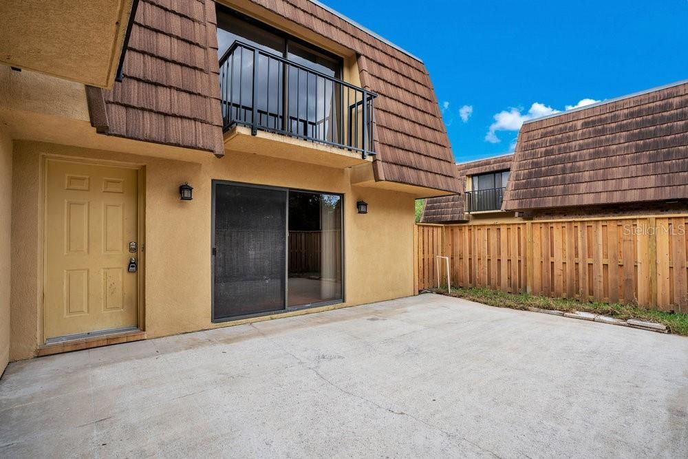 For Sale: $237,500 (2 beds, 2 baths, 1285 Square Feet)