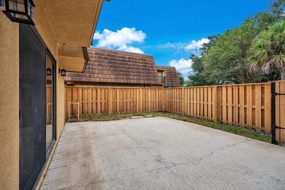 For Sale: $237,500 (2 beds, 2 baths, 1285 Square Feet)