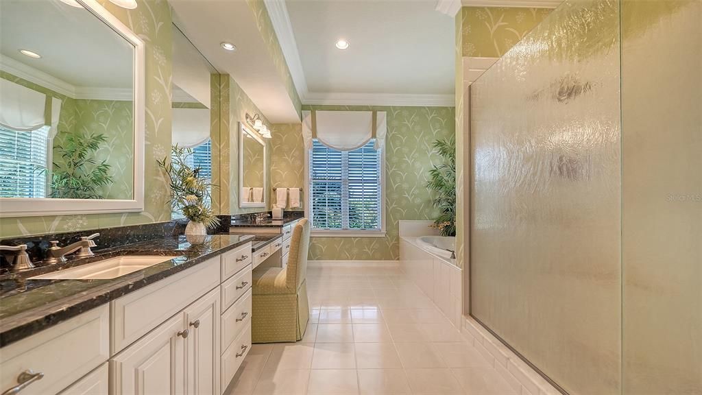 На продажу: $2,895,000 (3 спален, 2 ванн, 2804 Квадратных фут)