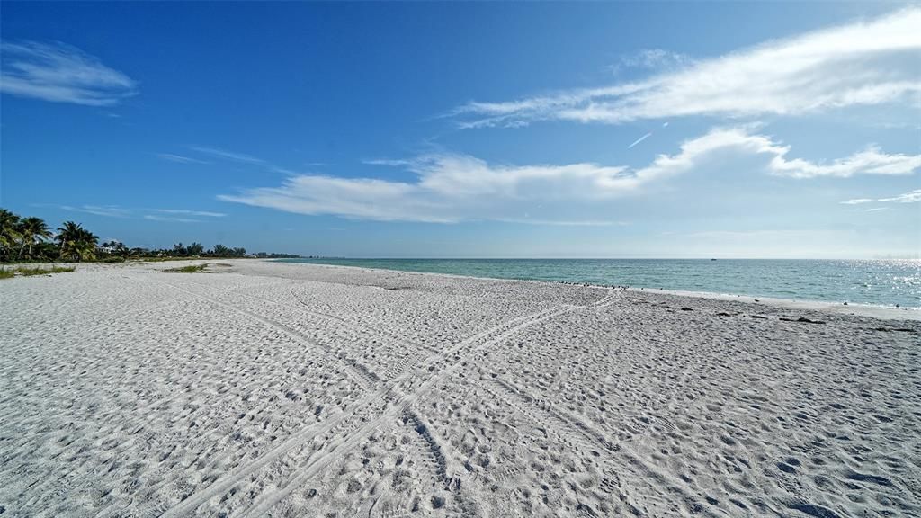 На продажу: $2,895,000 (3 спален, 2 ванн, 2804 Квадратных фут)