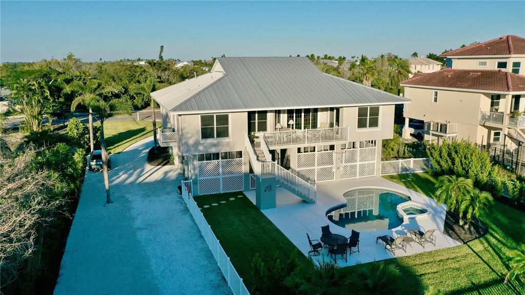 На продажу: $2,895,000 (3 спален, 2 ванн, 2804 Квадратных фут)