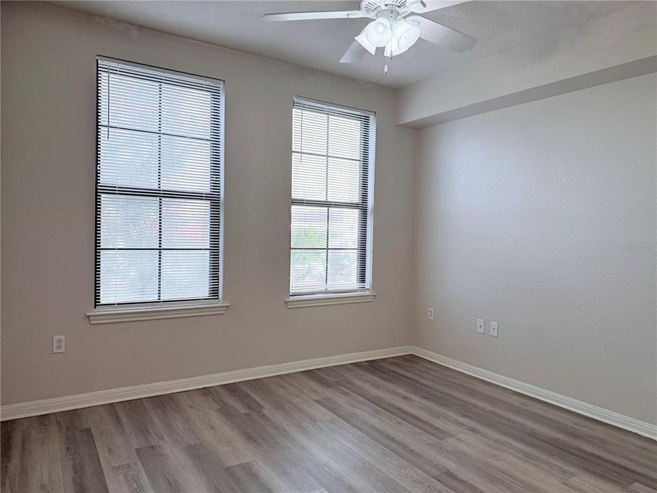 Activo con contrato: $1,450 (1 camas, 1 baños, 562 Pies cuadrados)