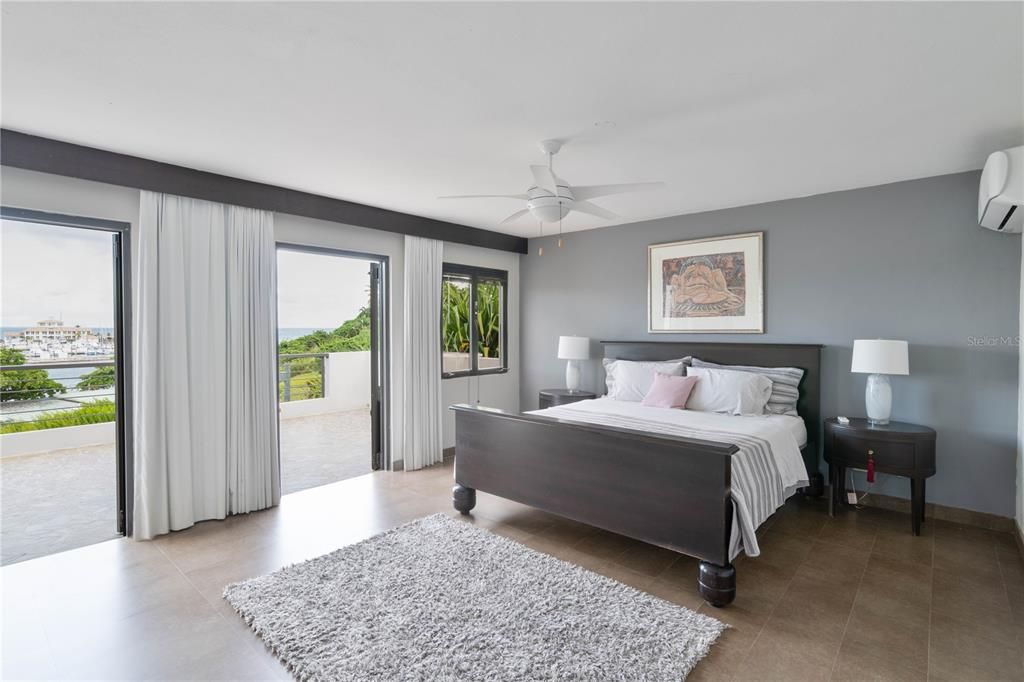 待售: $2,200,000 (3 贝兹, 4 浴室, 2967 平方英尺)