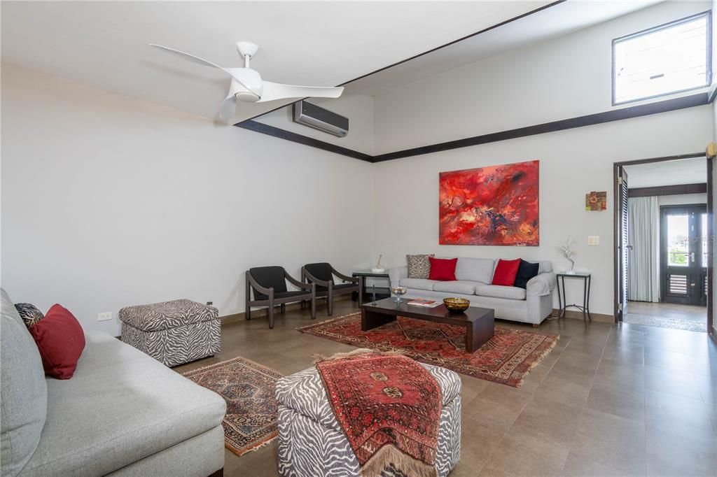 待售: $2,200,000 (3 贝兹, 4 浴室, 2967 平方英尺)