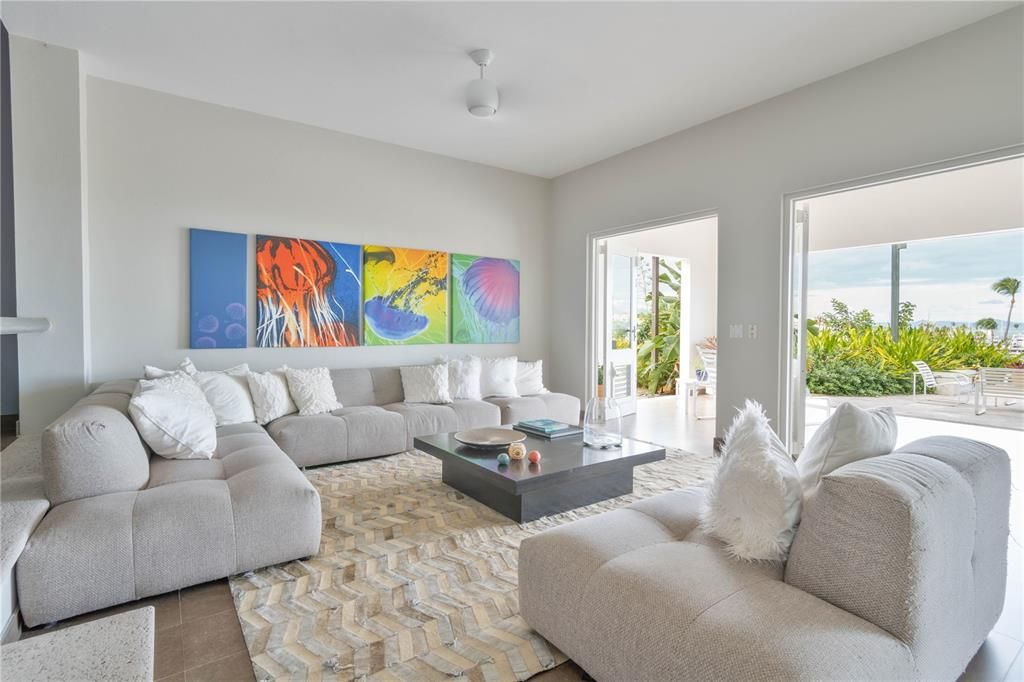 待售: $2,200,000 (3 贝兹, 4 浴室, 2967 平方英尺)