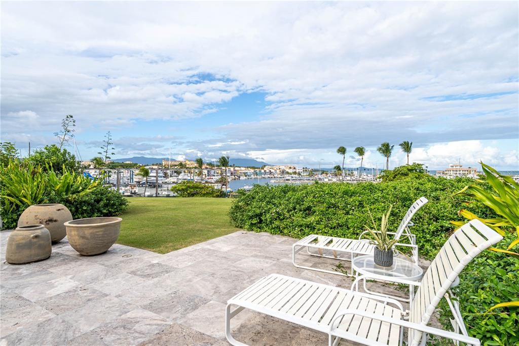 待售: $2,200,000 (3 贝兹, 4 浴室, 2967 平方英尺)