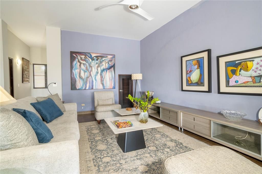 待售: $2,200,000 (3 贝兹, 4 浴室, 2967 平方英尺)