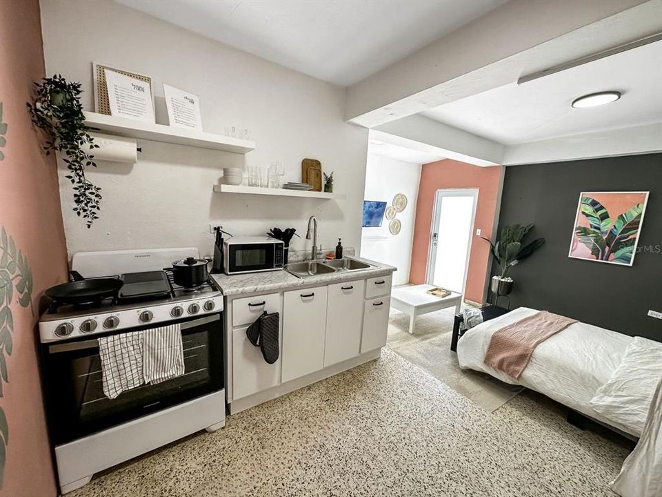 En Venta: $299,000 (0 camas, 0 baños, 2409 Pies cuadrados)