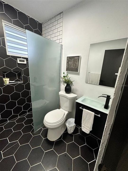 En Venta: $299,000 (0 camas, 0 baños, 2409 Pies cuadrados)