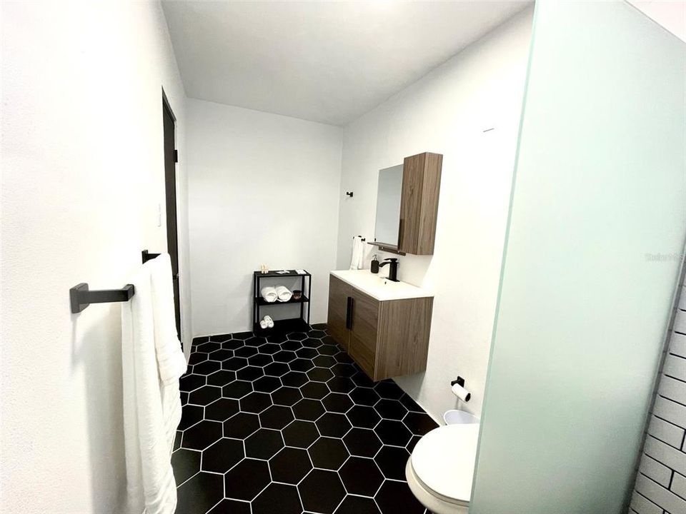 En Venta: $299,000 (0 camas, 0 baños, 2409 Pies cuadrados)