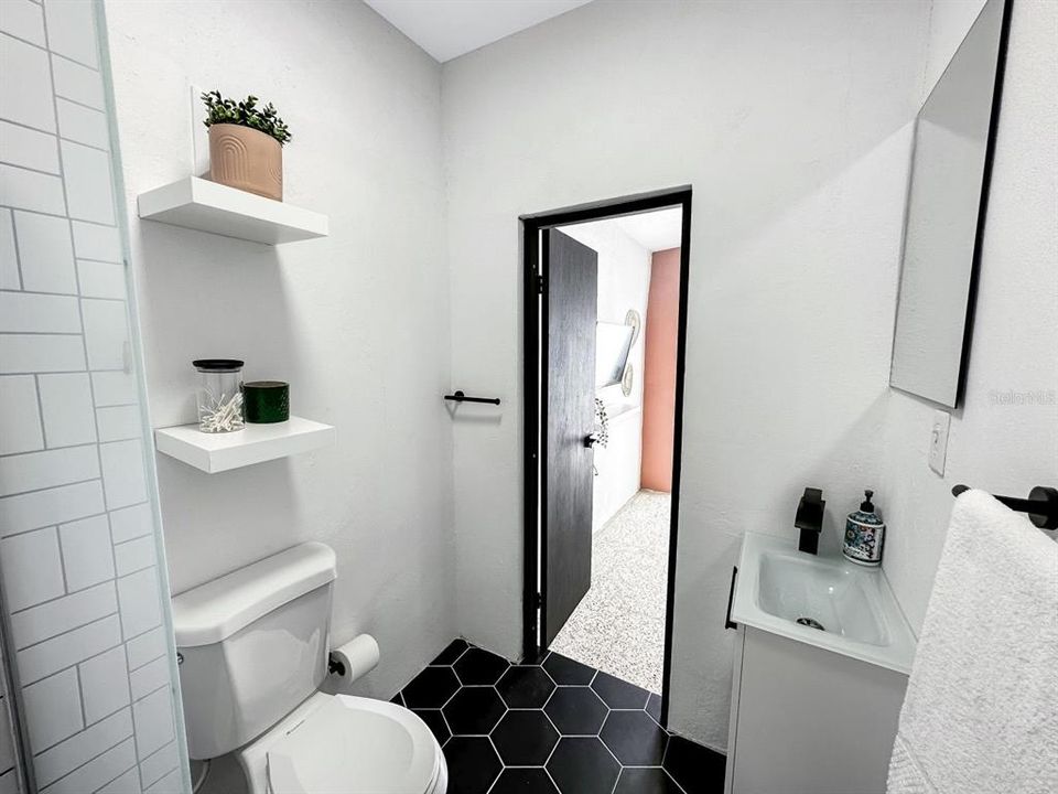 En Venta: $299,000 (0 camas, 0 baños, 2409 Pies cuadrados)