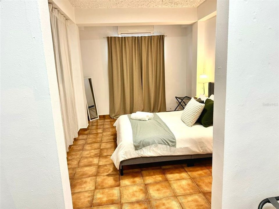 En Venta: $299,000 (0 camas, 0 baños, 2409 Pies cuadrados)