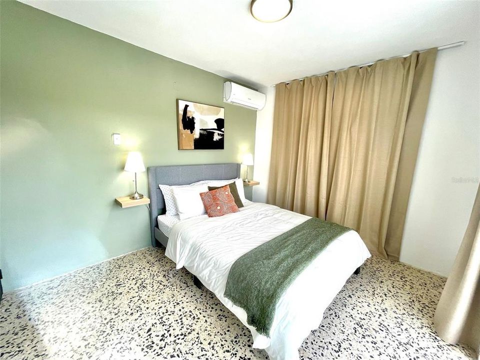 En Venta: $299,000 (0 camas, 0 baños, 2409 Pies cuadrados)