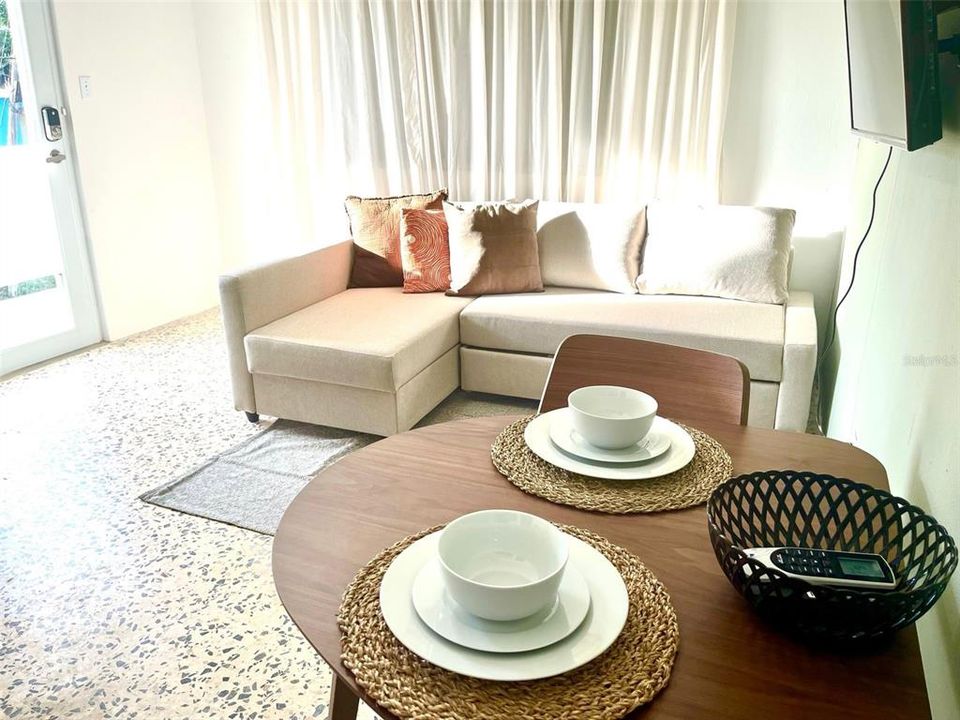 En Venta: $299,000 (0 camas, 0 baños, 2409 Pies cuadrados)