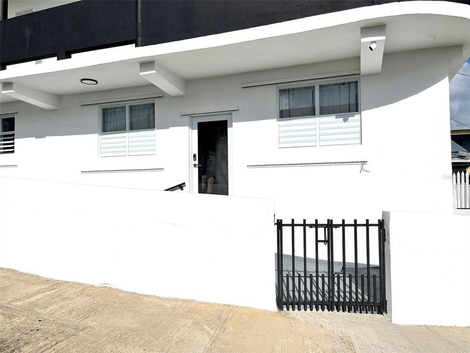 En Venta: $299,000 (0 camas, 0 baños, 2409 Pies cuadrados)