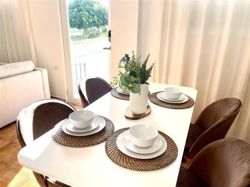 En Venta: $299,000 (0 camas, 0 baños, 2409 Pies cuadrados)