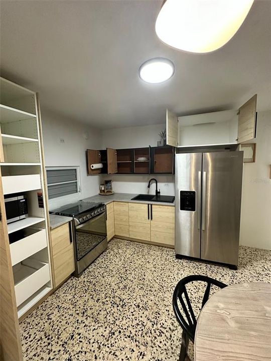 En Venta: $299,000 (0 camas, 0 baños, 2409 Pies cuadrados)