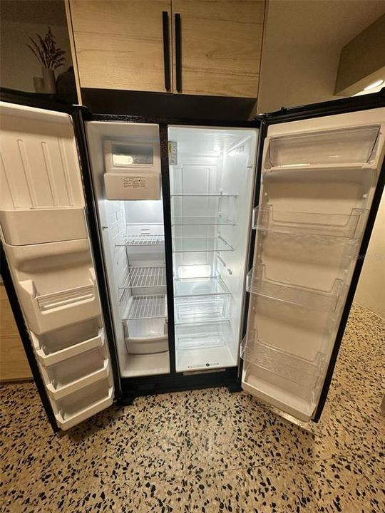 En Venta: $299,000 (0 camas, 0 baños, 2409 Pies cuadrados)