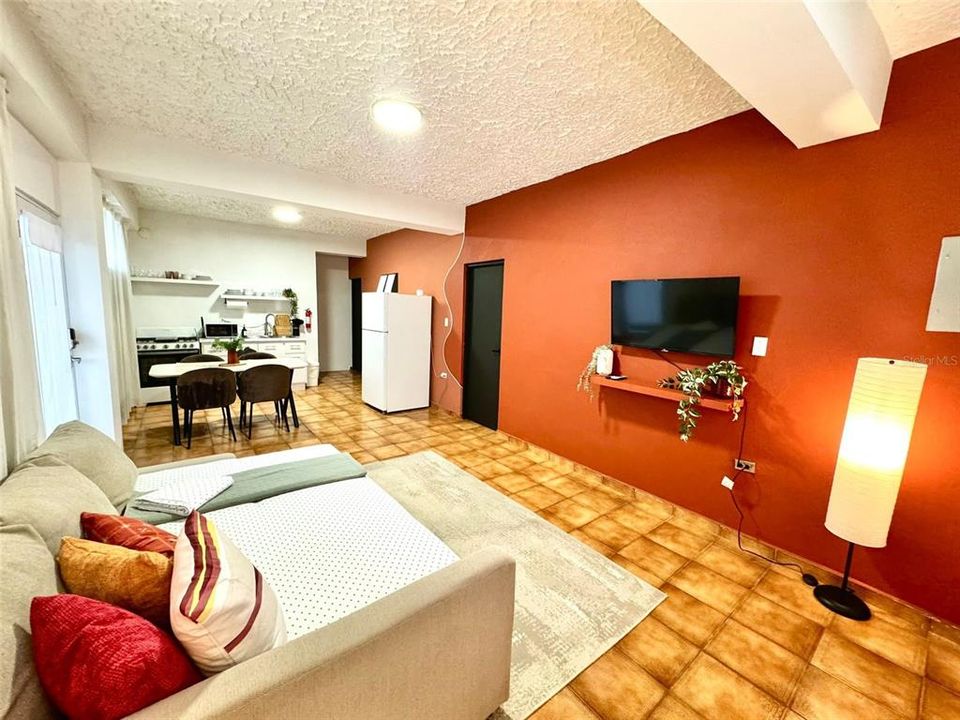 En Venta: $299,000 (0 camas, 0 baños, 2409 Pies cuadrados)