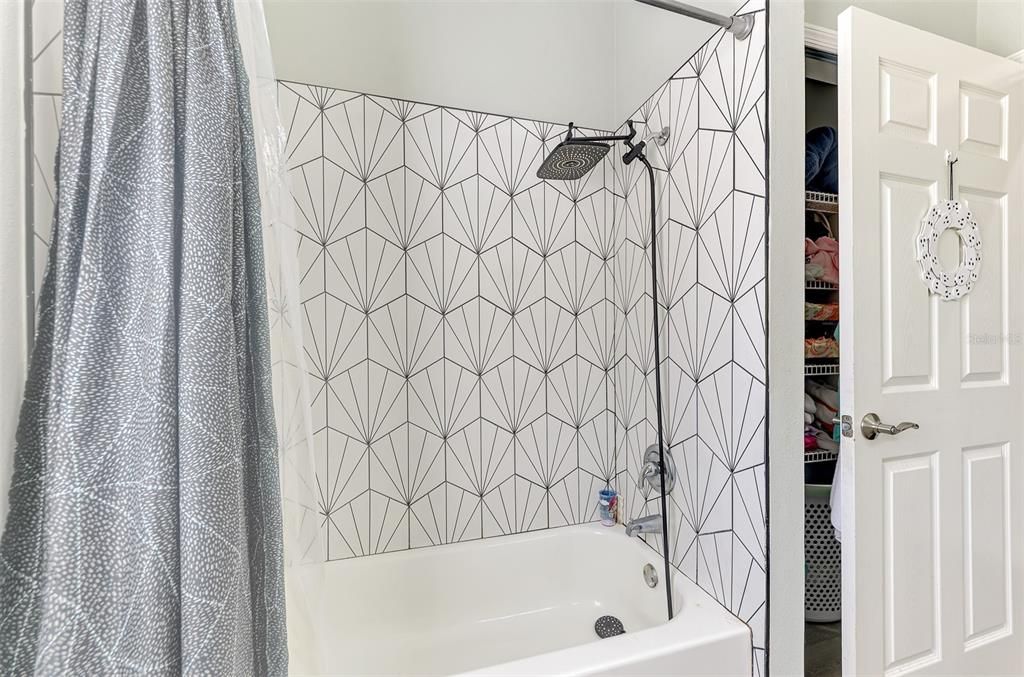 For Sale: $629,000 (4 beds, 2 baths, 2203 Square Feet)